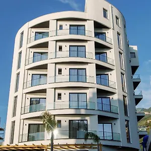 Valza Boutique 4*, فلورا ألبانيا